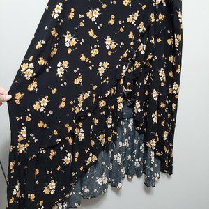 Torrid Ruffle High-Low Floral Skirt Size 4